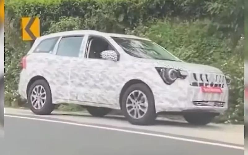 Mahindra XUV700 facelift